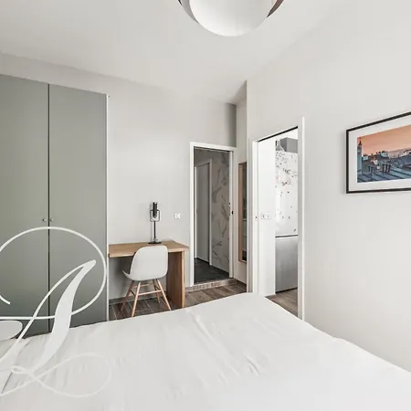 Oasis, Superbe 3 à 15ème Appartamento